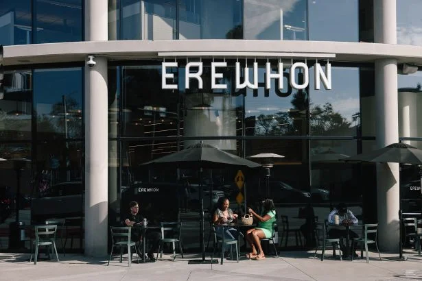 In Los Angeles-Area Retail, a Widening Divide